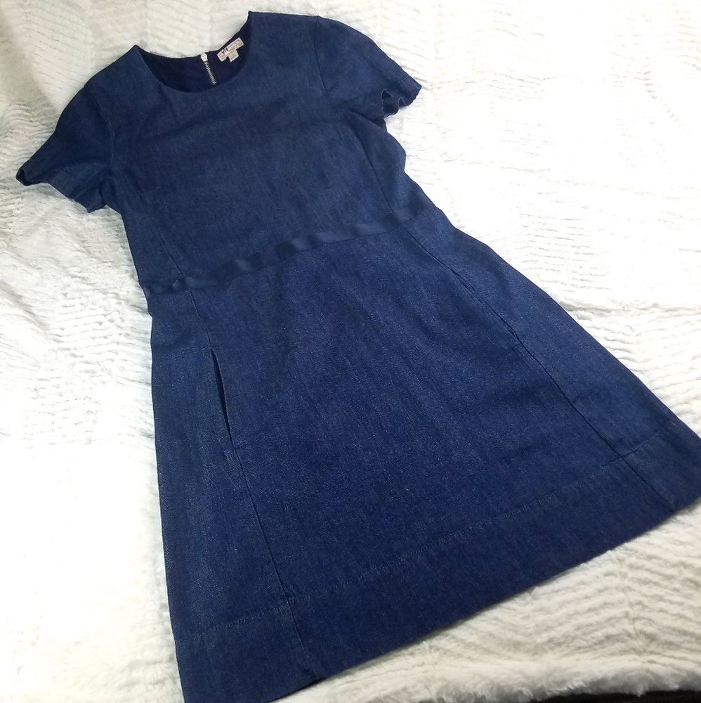 Gap denim dress with pockets